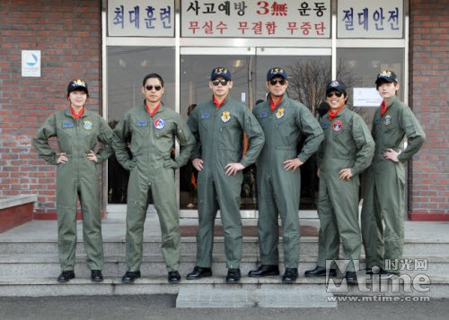 现在飞行员(空军)多大退休,转业是什么待遇-空