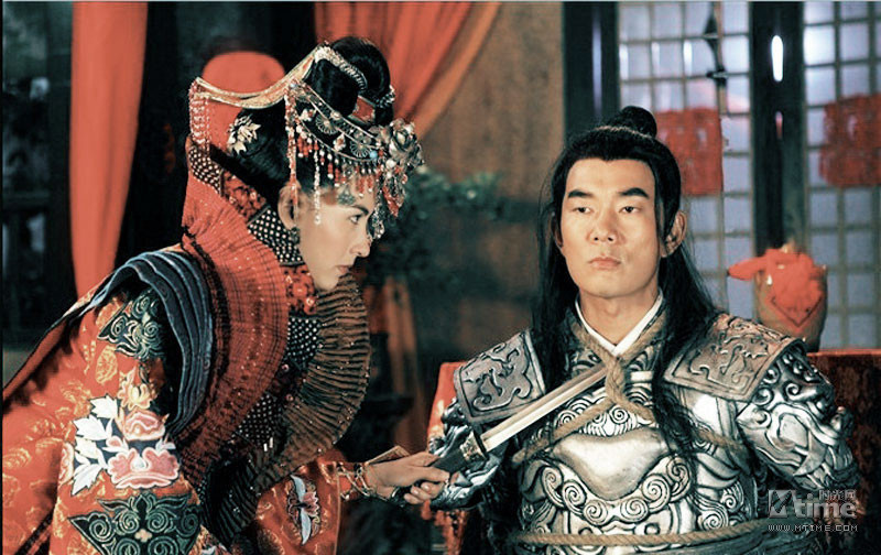 一周华语片剧照选 莫文蔚内衣外穿海滩美女秀