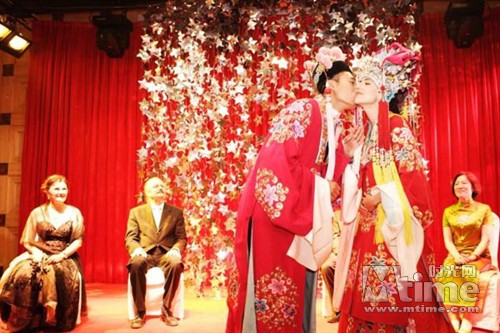 明星婚礼大盘点:如花美眷 娇俏新娘