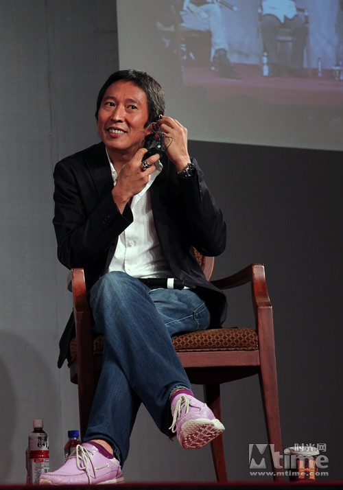 钮承泽上影节透露新片计划 或合作周迅舒淇