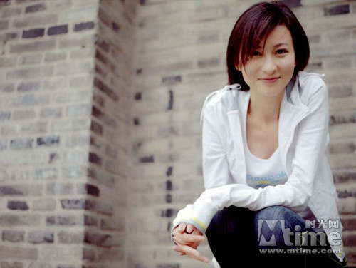 杨亚演禁毒片《明天》 获封清新校园美女– M