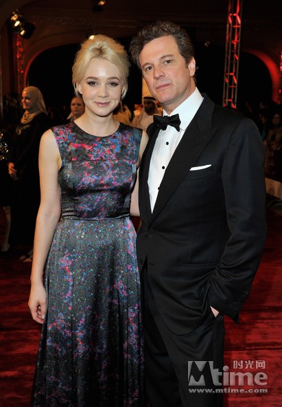 长发穆丽根现身迪拜影节 邻家小妹转型为大婶