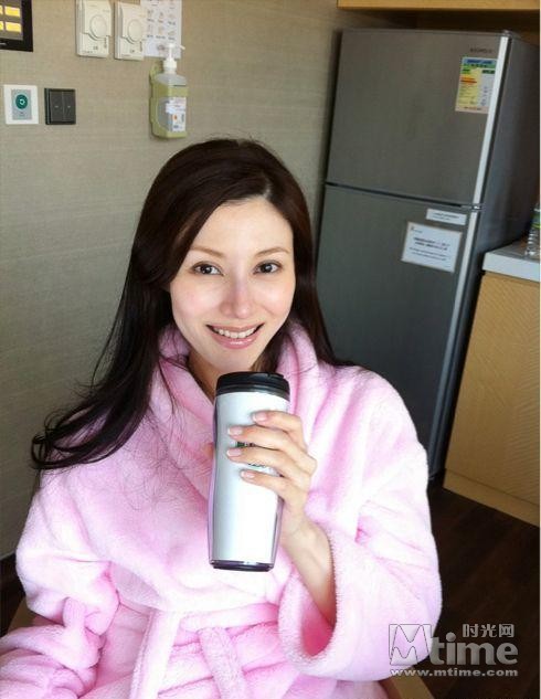 李嘉欣产子花费超三百万 称爱子很习惯新家