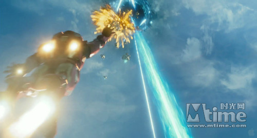 《复仇者》超级碗宣传片 狂暴绿巨人杀伤力强