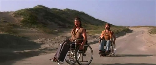 战争已去,硝烟依在之《生于七月四日》