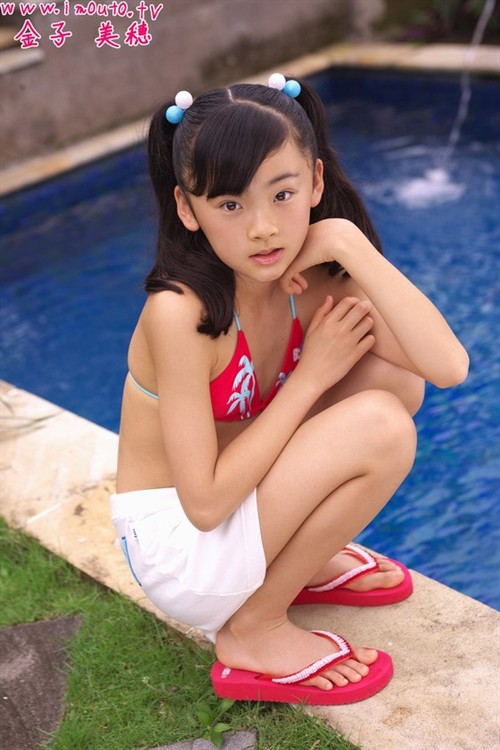 金子美穗饕餮盛宴:不萌人,毋宁死! 萝莉控电影