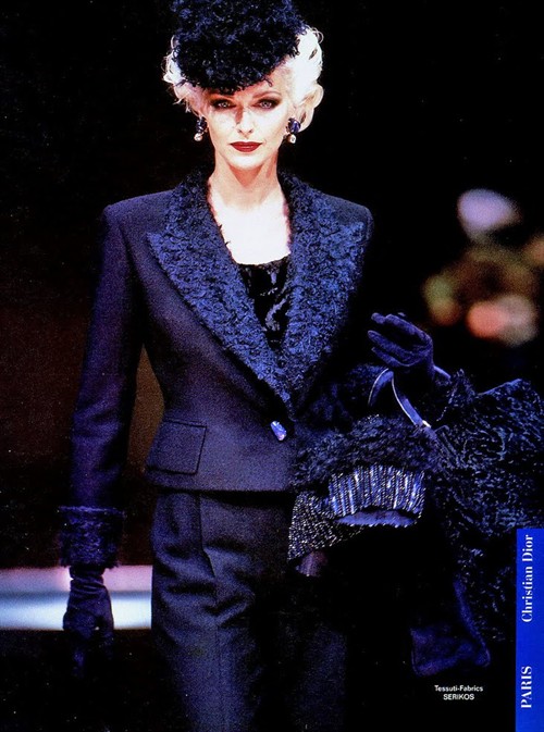 九十年代T台上的盛装华服 格调 电影