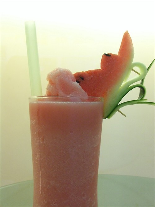 西瓜怎么做成饮料 100742.90301154.jpg