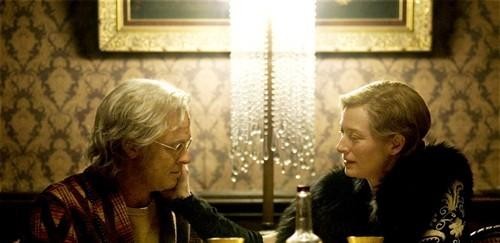 《本杰明·巴顿奇事》:逆行亦一生