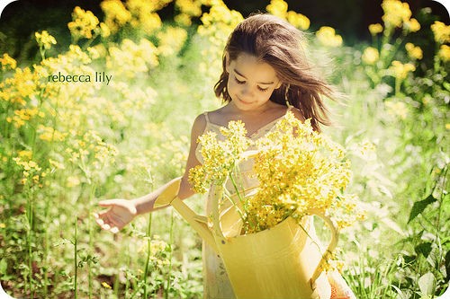 像个孩子一样的~