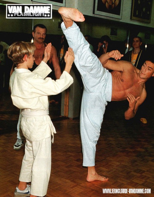 当年好汉正无敌!!---献给《搏击之王》与曾经拳霸天下的尚格·云顿 – 《搏击之王》影评