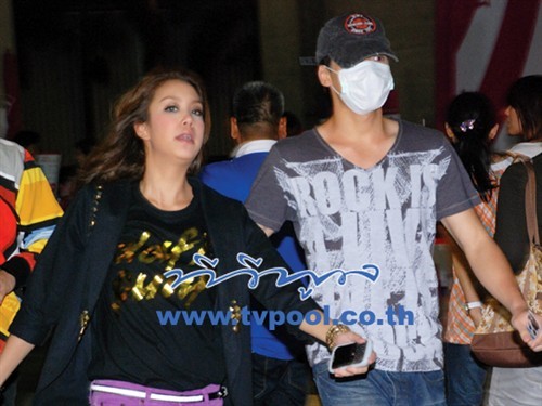 bie【八卦新闻】出道以来的绯闻女友