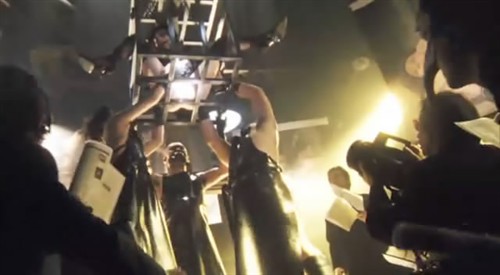 欲望?《<em>花与蛇</em>》