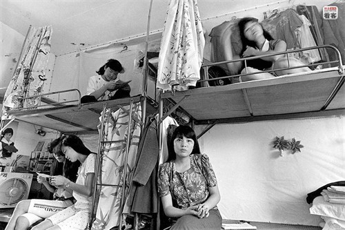 深圳三十年之<em>外来妹</em> 影像中国 <em>电影</em>