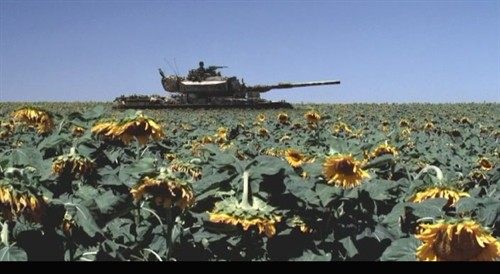 《黎巴嫩》:一辆坦克的战争人性观