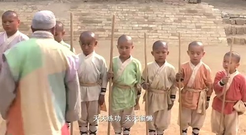 《七小罗汉》:一部儿童片