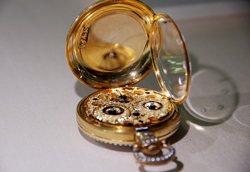 百达翡丽博物馆精品----瑞士风情系列 像阳光一样 ...