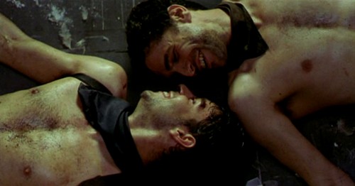 烈焰焚币: <wbr>绝望的爱，只能在死亡面前燃烧