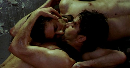 烈焰焚币: <wbr>绝望的爱，只能在死亡面前燃烧