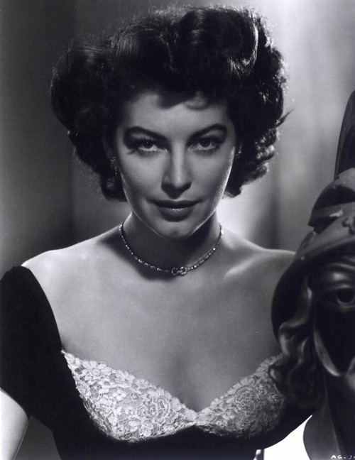 艾娃·嘉德纳ava gardner <em>好莱坞</em>最<em>美丽</em>的蛇蝎