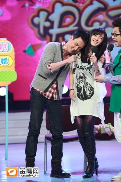 峰幂 录制 快乐大本营 ~( 杨幂 & 冯绍峰 ) 孤独男女