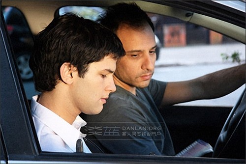 k 《缺席》同性师生恋:柏林泰迪熊奖同志电影 