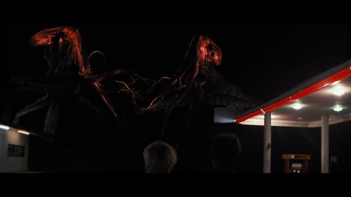 《异兽禁区\/怪兽》:小成本