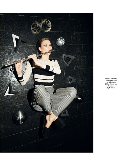 组图:Karlie Kloss AnOther 春夏<em>大片</em> <em>窈窕淑女</em>气