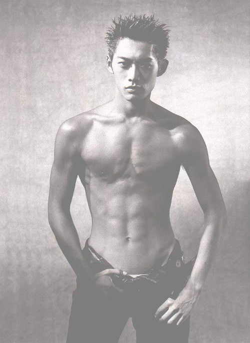 那些曾经青葱滴花美男,都被时间杀死了。。。 – 《约翰尼·德普》影评