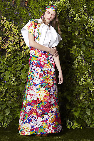 花枝招展的 <em>KENZO</em> 只为惊鸿一瞥<em>的女人</em> 像明