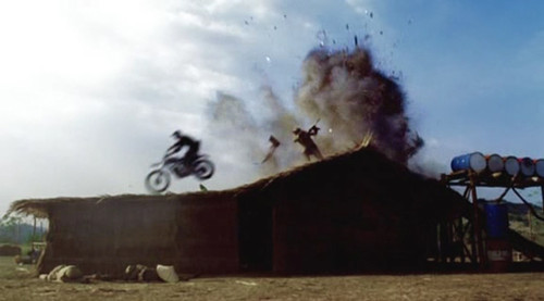 每晚一部冷门电影 5 – 《<em>弯刀少女大出动</em>!》影