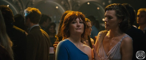 人群中的脸:千人一面的尴尬_chelsea