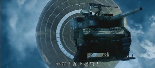 2010 天龙特攻队,飞行的坦克打战机,主演:连姆