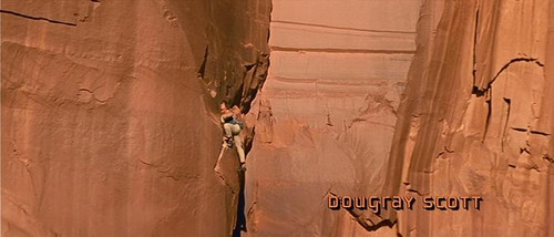 碟中谍2 ,剧情悬念失败,动作视效超前 – 《碟中