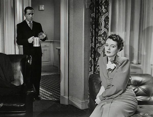 《马耳他之鹰》最伟大的侦探片 点燃黑色风潮