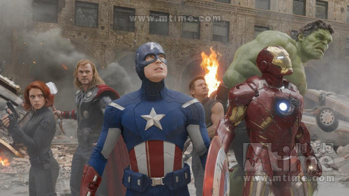 《复仇者联盟》:群体英雄主义的胜利