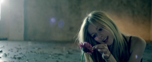 艾薇儿Wish You Were Here点击率突破一亿大