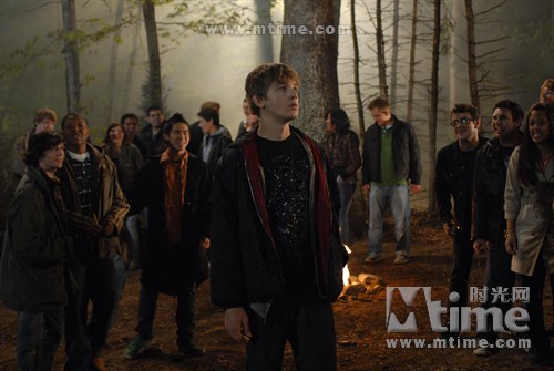 《社交网络》北美连庄 《一代骄马》赢口碑