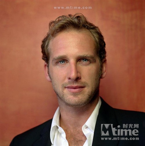 《海神号》男星乔什卢卡斯被曝结婚并将做爸爸