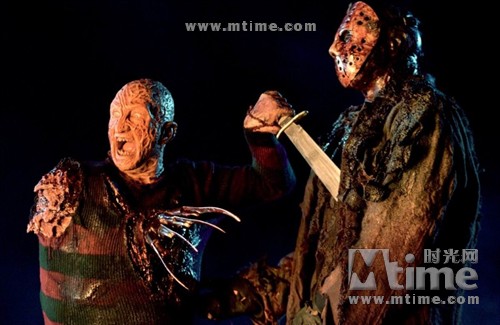 佛莱迪对杰森_杰森斯坦森郭达_杰森斯坦森图片_佛莱迪 杰森 - 彩虹岛新闻网