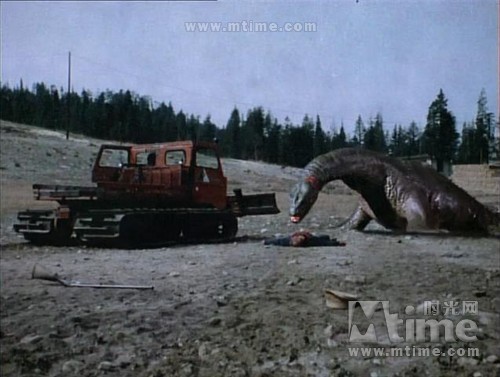 火山湖怪兽the crater lake monster(1977)剧照 #38