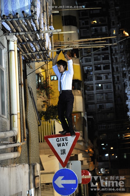 香港喜剧,<em>爱情片</em>《<em>单身男女</em>Don't Go Breaking