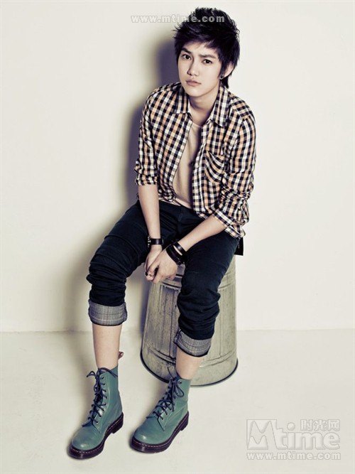 <em>蒂娜·吉塔勒拉</em>+<em>tina+jittaleela</em>