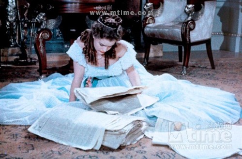 <em>一个女王的少女时代</em> 剧照 #15