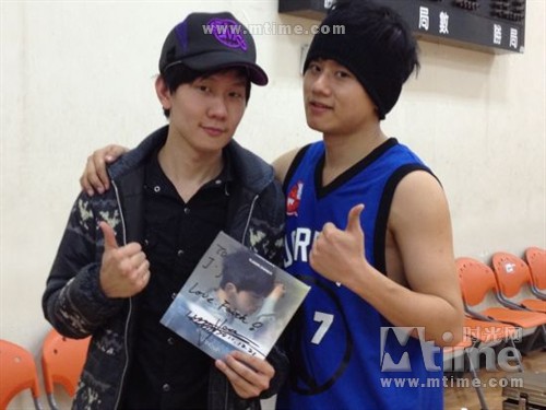 <em>张杰</em> <em>生活</em>照 #6993