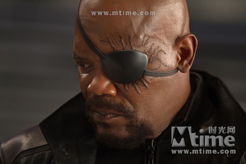 《复仇者》超级碗宣传片 狂暴绿巨人杀伤力强