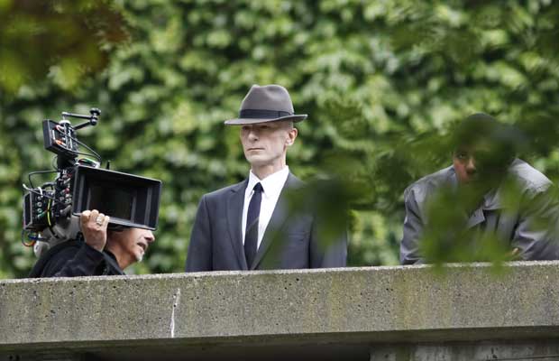 《危机边缘》第三季最新片场照