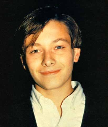 在做一个梦,如果我是约翰康纳,如果我14岁有着一双美丽的眼睛并且有在