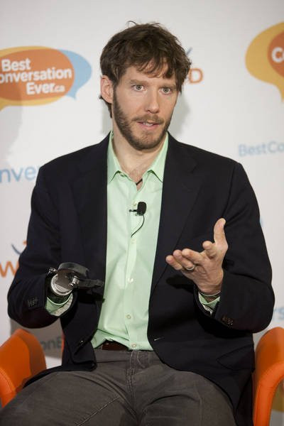 现实中aron ralston电影《胡佛》讲述美国联邦调查局(fbi)创始人胡佛