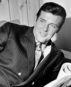 罗杰·摩尔 写真 - mtime时光网